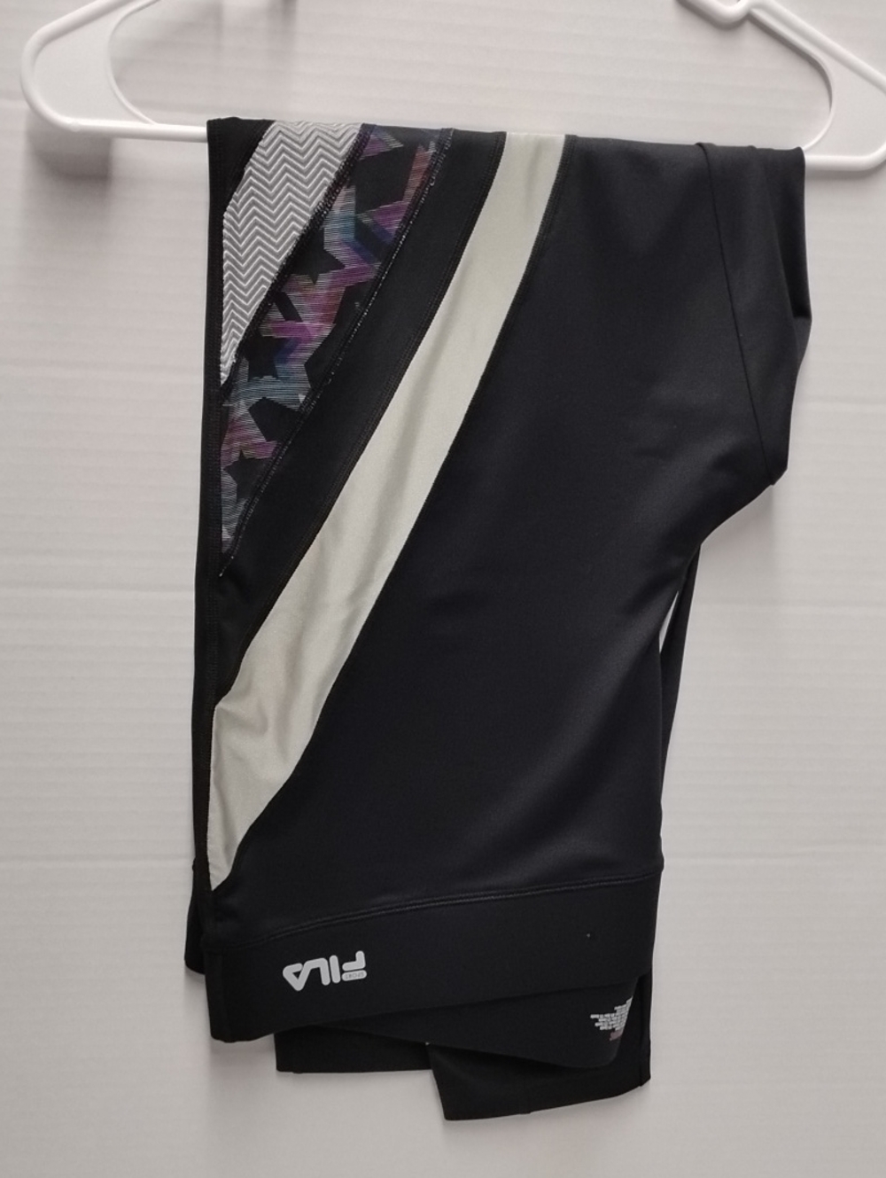 Fila Sport Running Black Leggings Gray Panel Chevron Print 1x